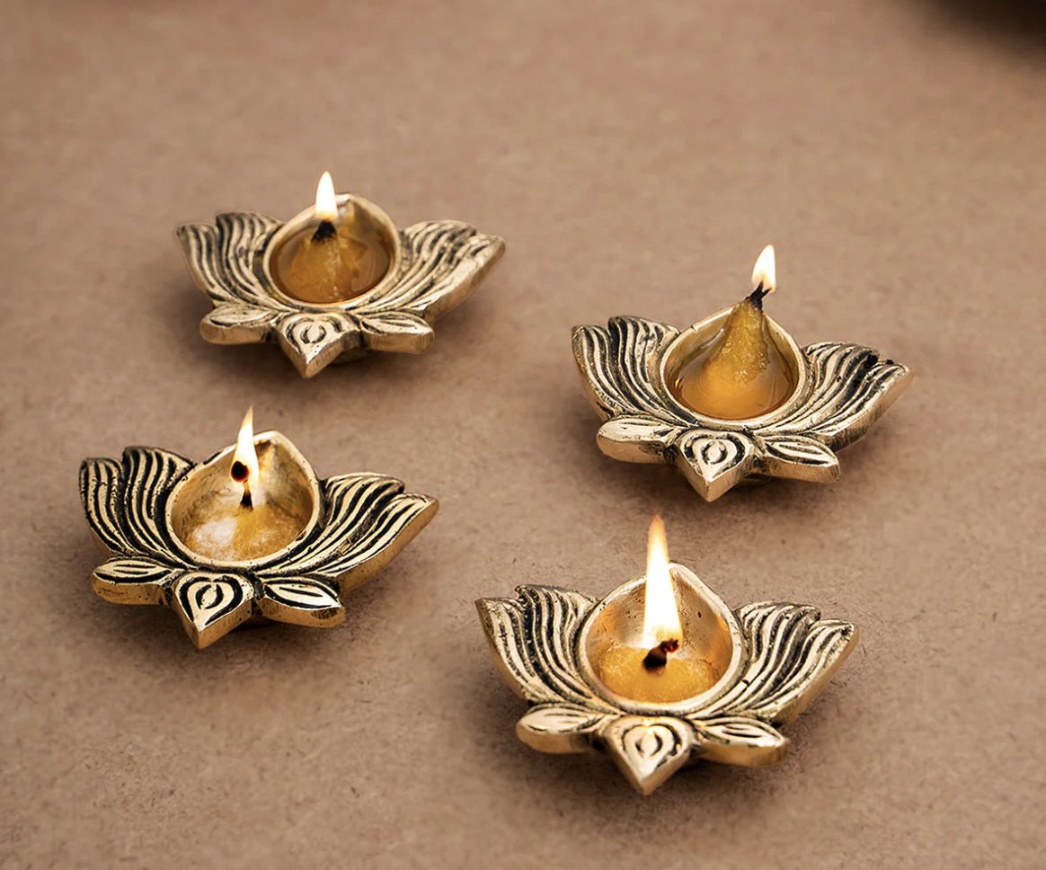 Brass Diyas Gift Box