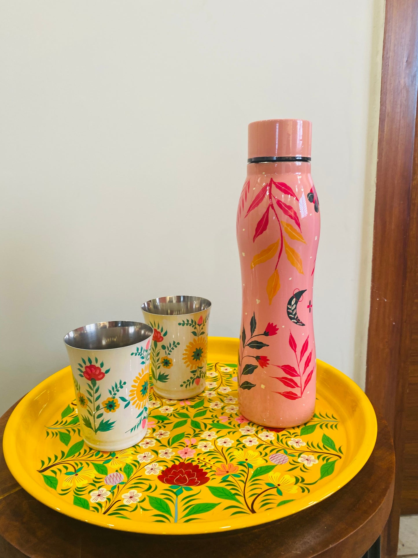 Blooming Pink Bottle, White gardenia glasses set of 2, Yellow tray combo