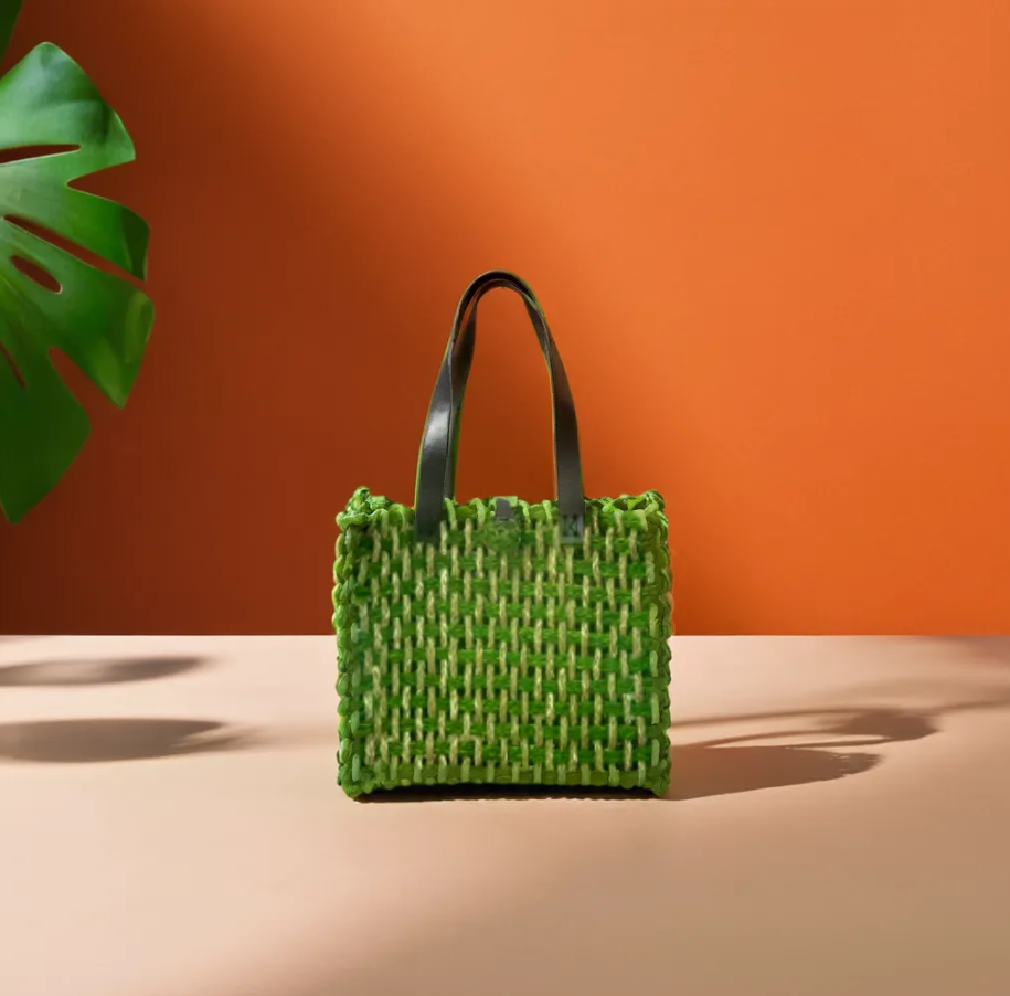 Handmade Sabai Grass Mesh Bag - Green and Natural